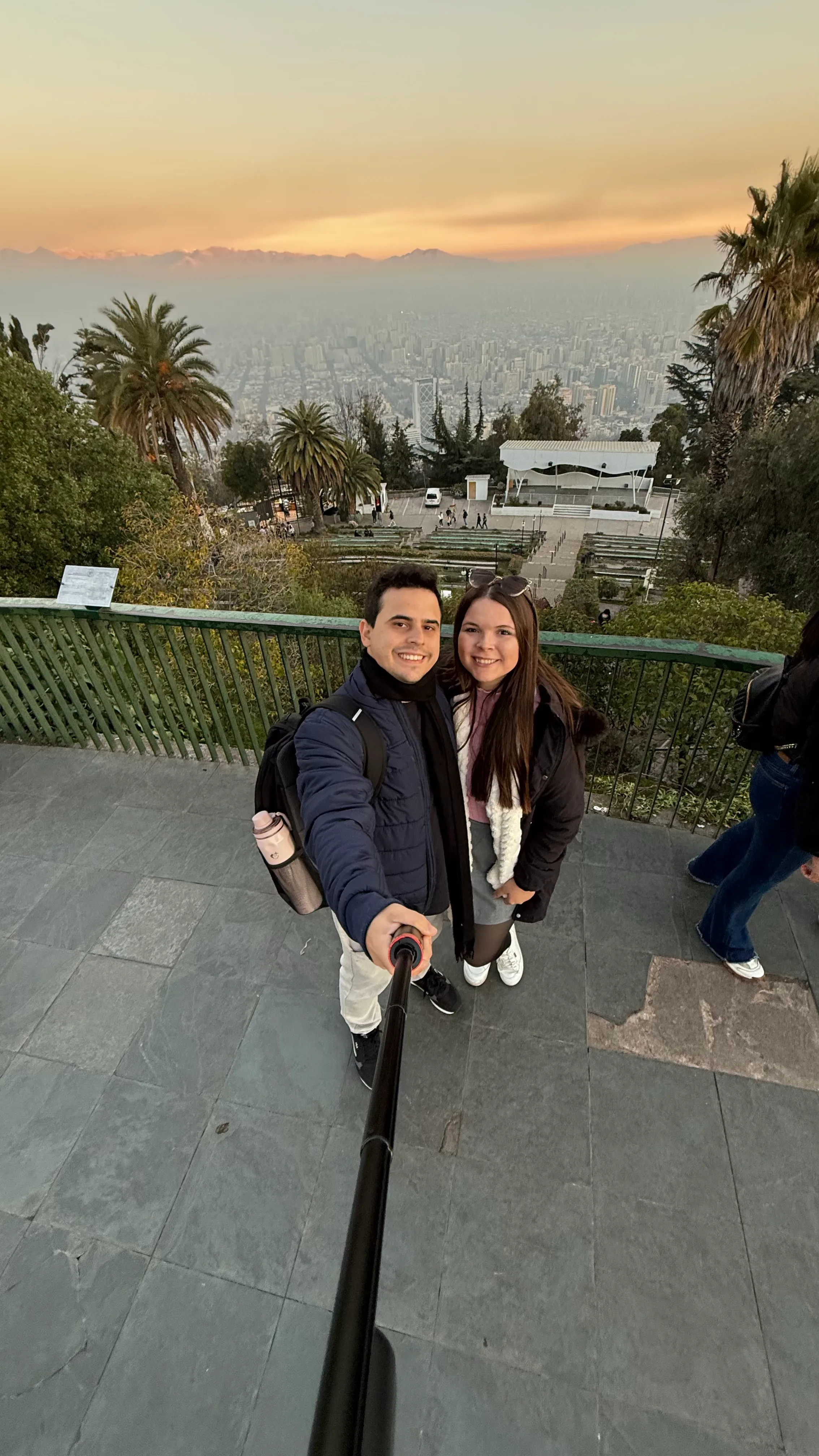 Vista de Santiago Chile com montanhas nevadas ao fundo